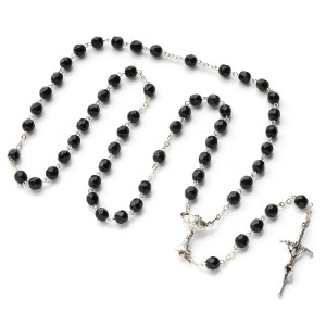 Różaniec ciemny, fasetowany. Pamiątka Pierwszej Komunii Świętej.