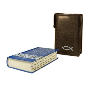 Biblia tysiąclecia, format oazowy, paginowana w Etui kasztanowym z haftem.