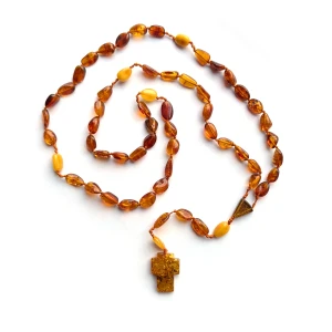 Różaniec bursztyn na sznurku. Krzyż bursztynowy. 