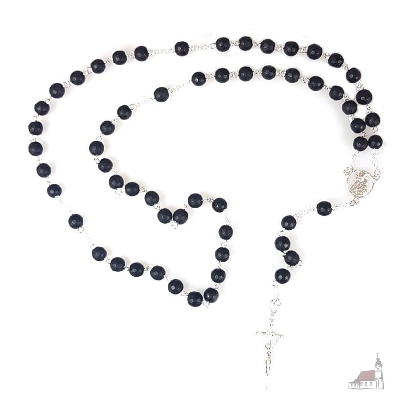 Różaniec black stone czarrny łączony srebrem. Krzyż Papieski