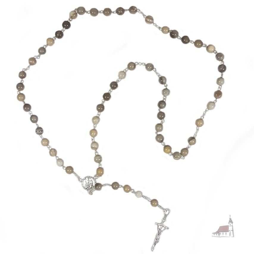 Różaniec z kamienia naturalnego. Krzemień pasiasty. Łączony srebrem
