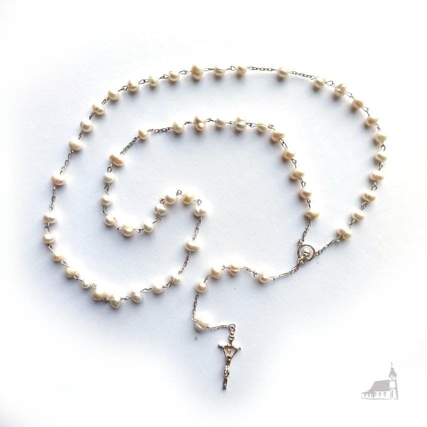 Rozaniec-Perly-01.jpg