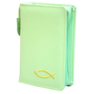 Etui na Pismo Święte Biblia Tysiąclecia Oazowa. Jasno zielone z haftem zapinane na zamek. 