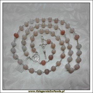 Różaniec z jadeitu łączony srebrem. Krzyż Papieski.