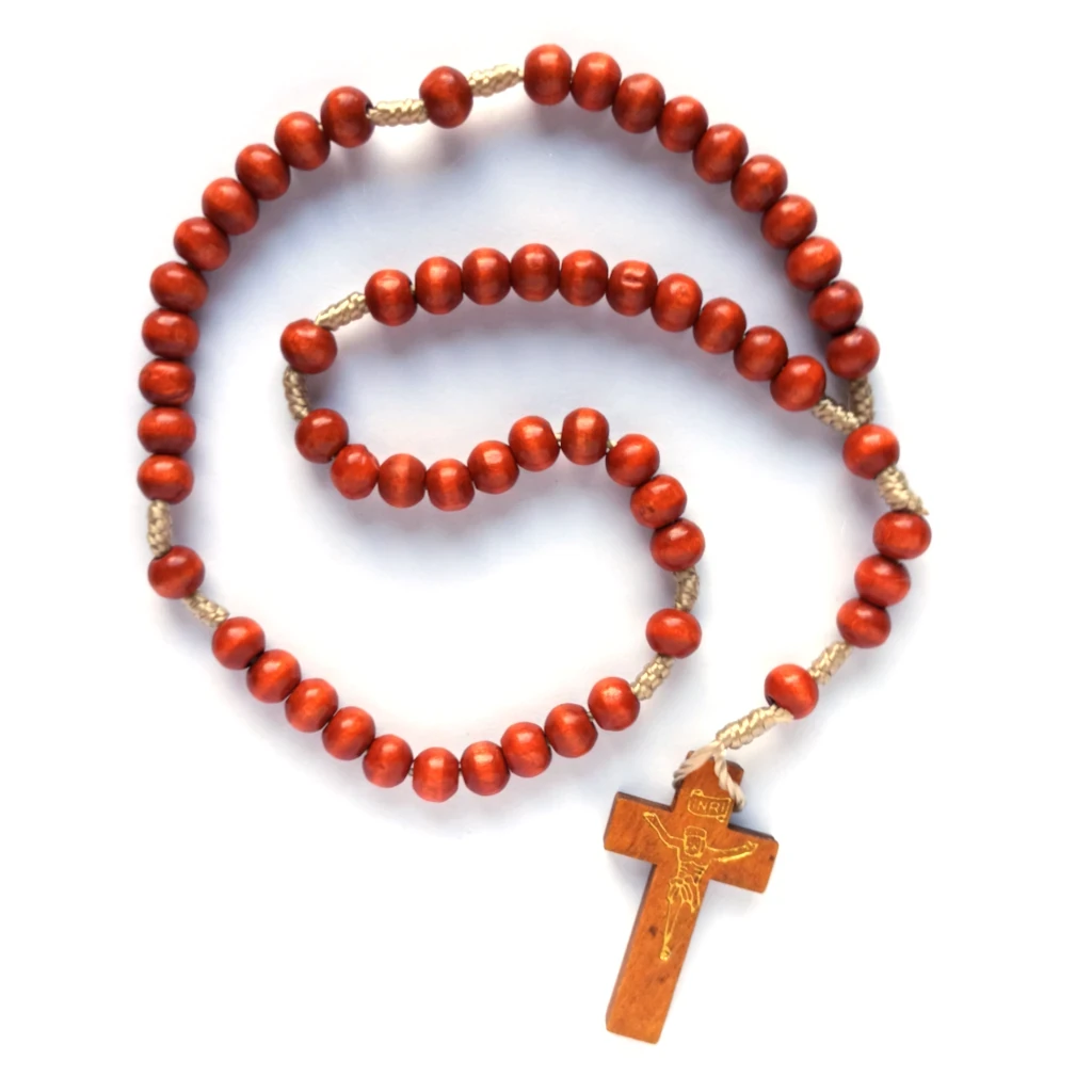 Różaniec. Drewniany jasnobrązowy na sznurku