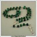 Różaniec malachit łączony srebrem. Krzyż Papieski